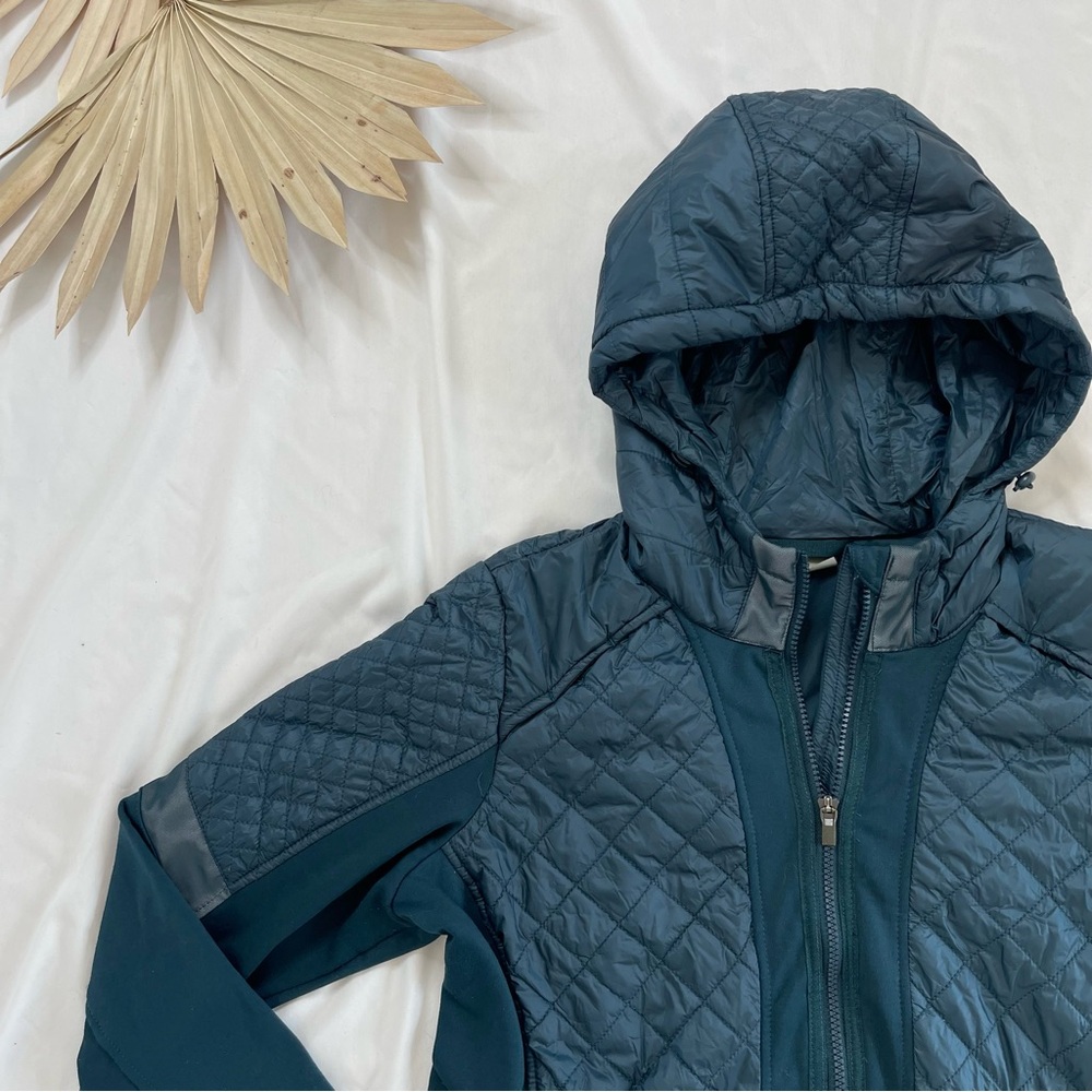 Athleta Womens Quilted Hooded Jacket in Deep Teal - Picture 3 of 7